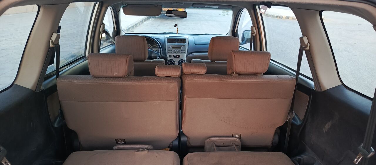 Riyadh, Vehicles, Cars & Trucks , SAR 21000,  Toyota Avanza,  2017,  Automatic,  251000 KM,    Gear