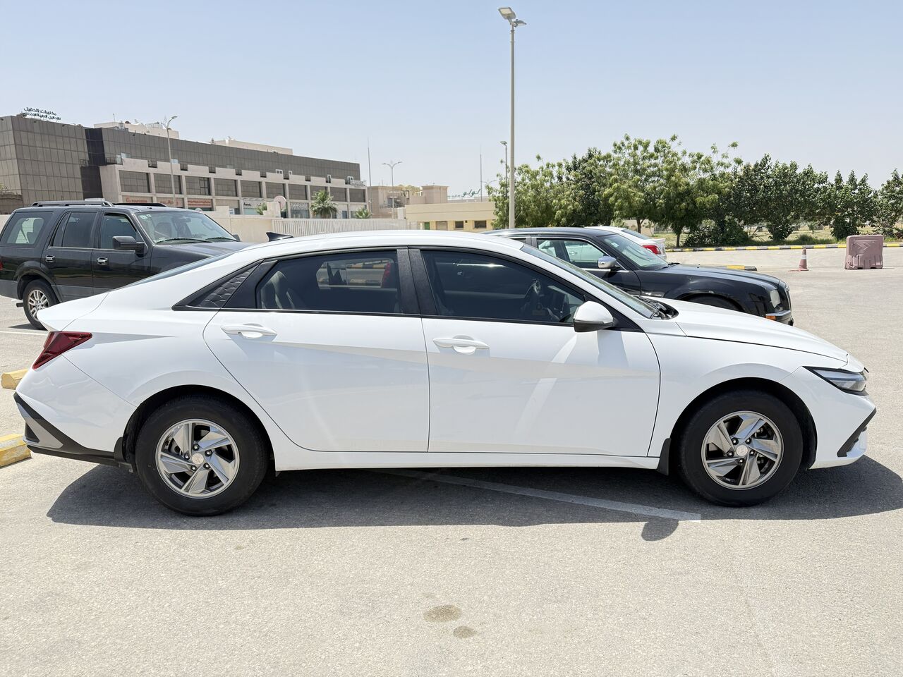 Dammam, Vehicle Lease Transfer, SAR 1987,  2024 Hyundai Elantra For Immediate Lease Transfer In Excellent Condition