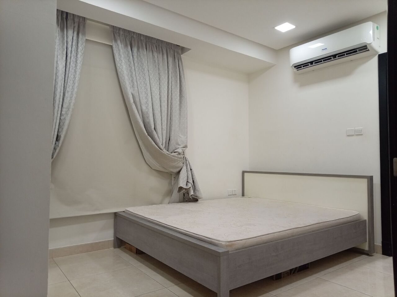 Adliya, Apartments, Flats, Houses & Villas, BHD 325/year,  2 BR,  Fully Furnished 2 Bedroom 2 Bathroom With Ewa Flat For Rent In : Adliya