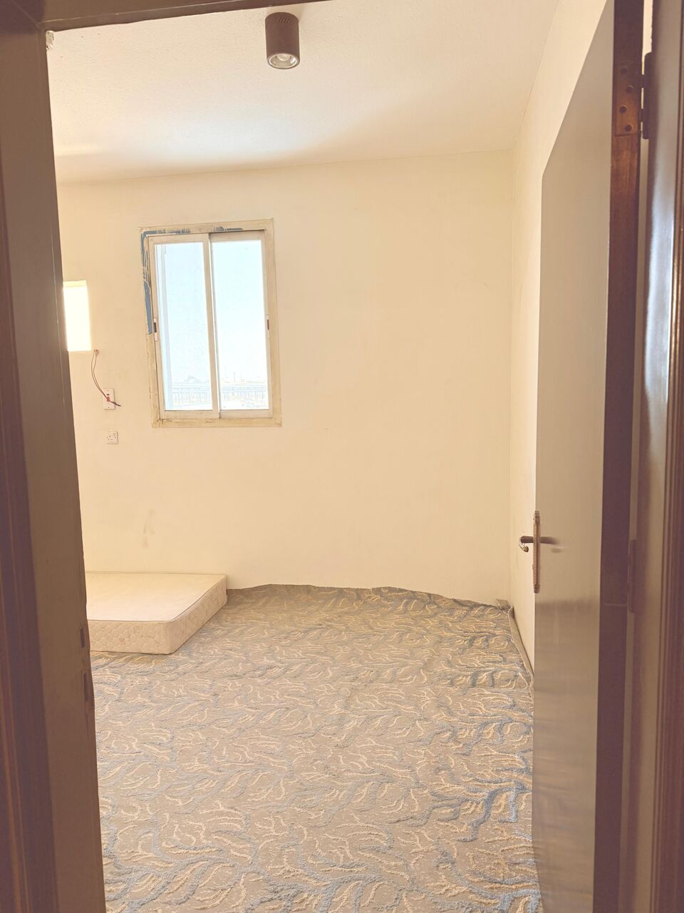 Riyadh, Rooms for Rent, SAR 1250/month,  Room Available For Rent ( Executive Bachelor