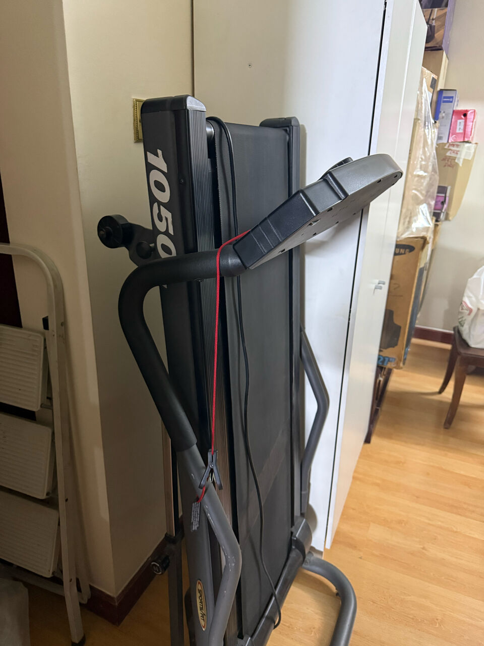 Juffair, Bicycles, BHD 90,  Good Condition Treadmill For Sale.