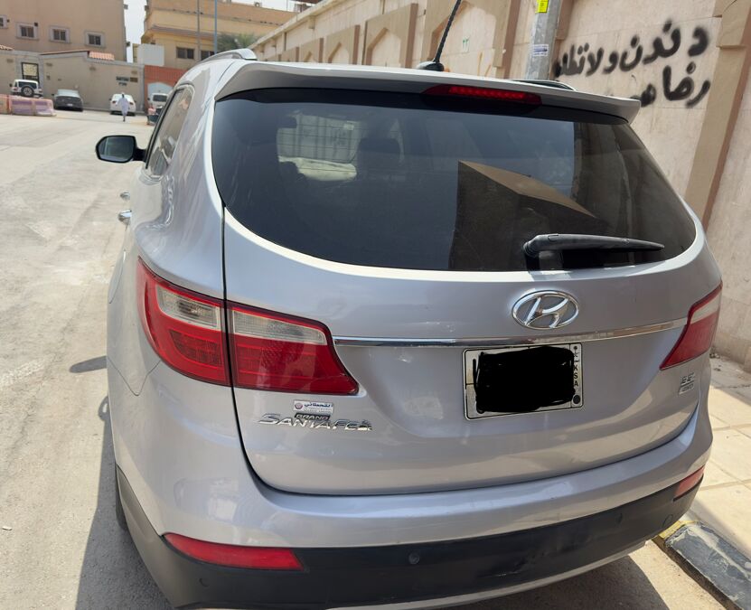 Al Wizarat, Vehicles, Cars & Trucks , SAR 31000,  Hyundai Grand Santa Fe 2014 Full Option 7 Seater,  2014,  Automatic,  278486 KM,  Hyundai Grand Santa Fe  Full Option 7-seater