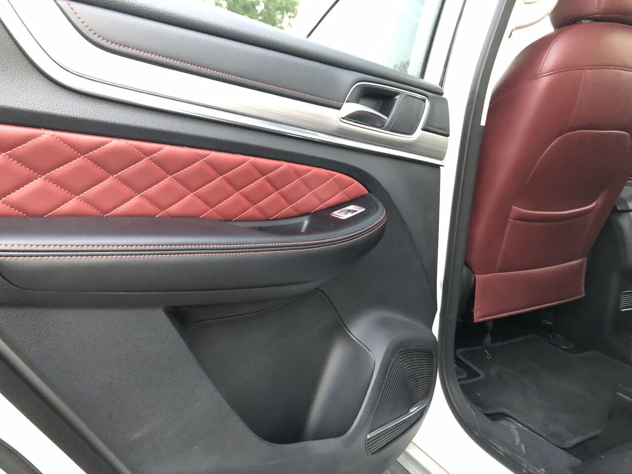 Jubail, Vehicles, Cars & Trucks , SAR 48000,  MG RX8 SUV &ndash; 2021 &ndash; Fully Loaded &ndash; Factory Bodywork &ndash; 4WD (Excellent Condition),  2021,  152000 KM,  Jubail Down Town