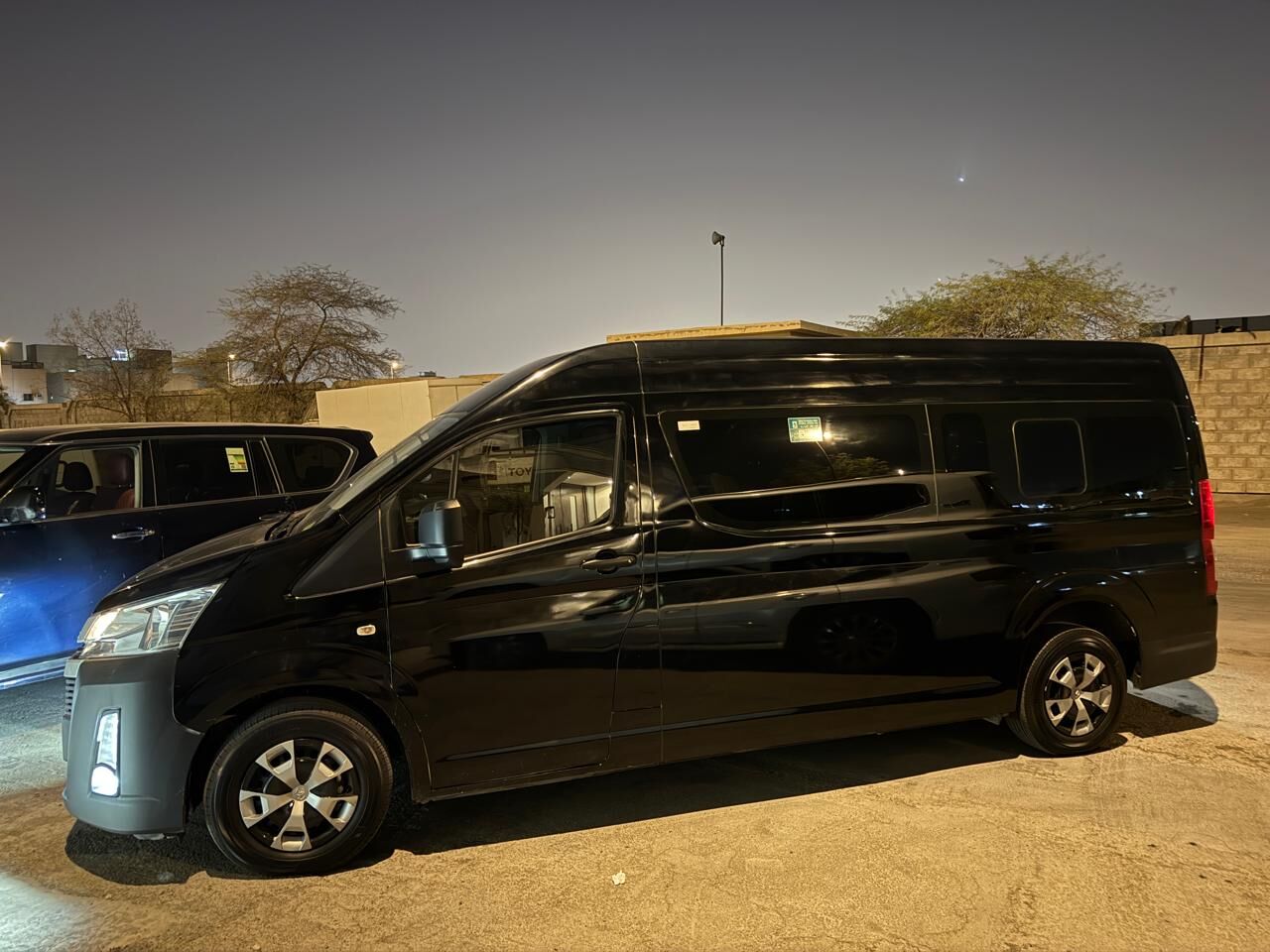 Riyadh, Vehicles, Cars & Trucks , SAR 148,  Toyota Hiace,  2025,  Automatic,  18000 KM,   S New Condition 148,500 Riyals Only