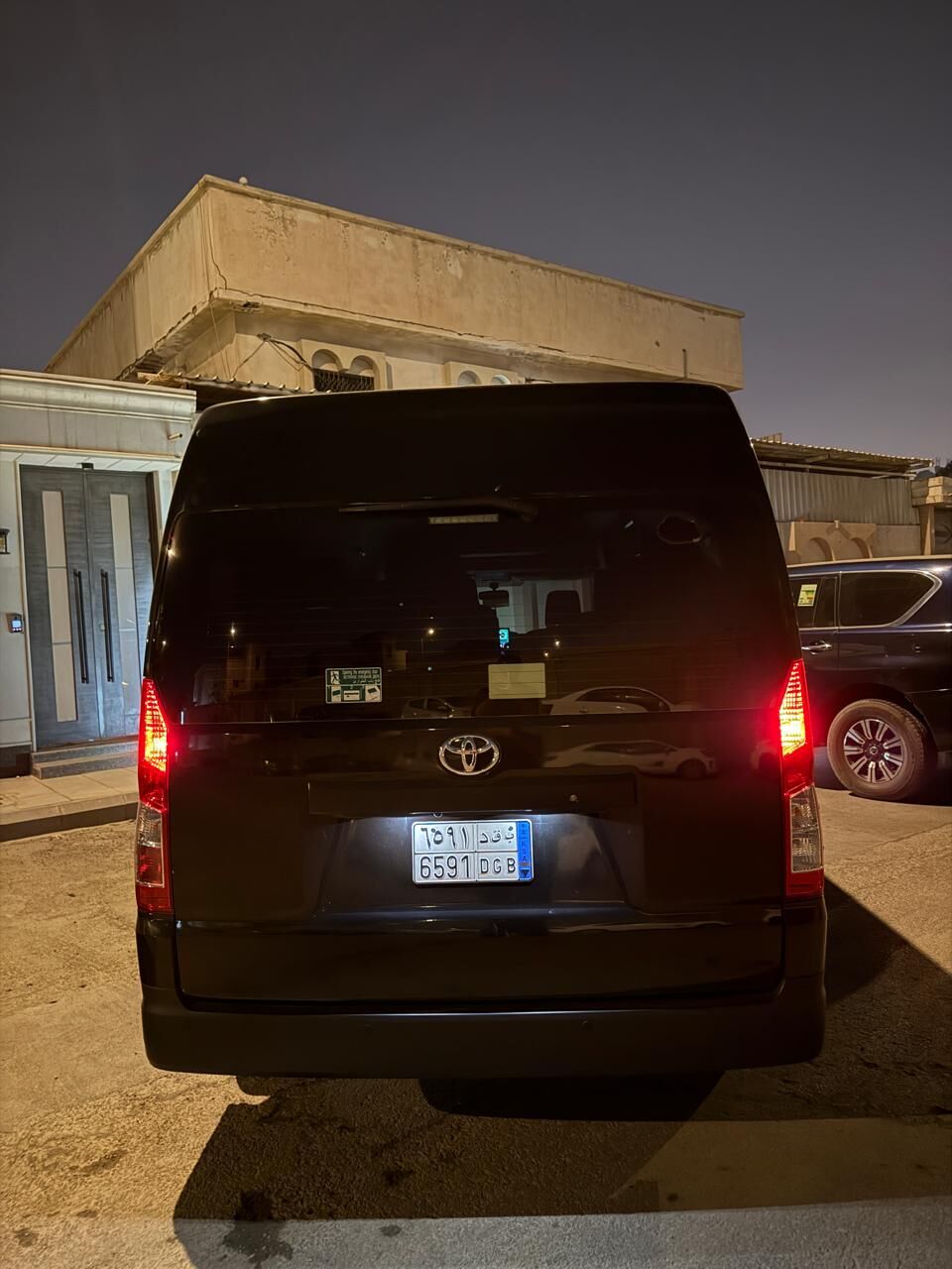 Riyadh, Vehicles, Cars & Trucks , SAR 148,  Toyota Hiace,  2025,  Automatic,  18000 KM,   S New Condition 148,500 Riyals Only