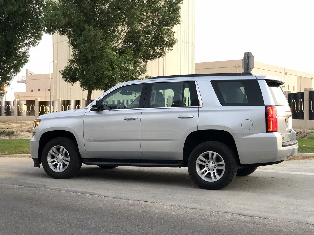 Jubail, Vehicles, Cars & Trucks , SAR 109000,  2019 Chevrolet Tahoe LS (Saudi Spec) &ndash; 4x4 &ndash; Factory Bodywork,  2019,  118000 KM,  Jubail Down Town