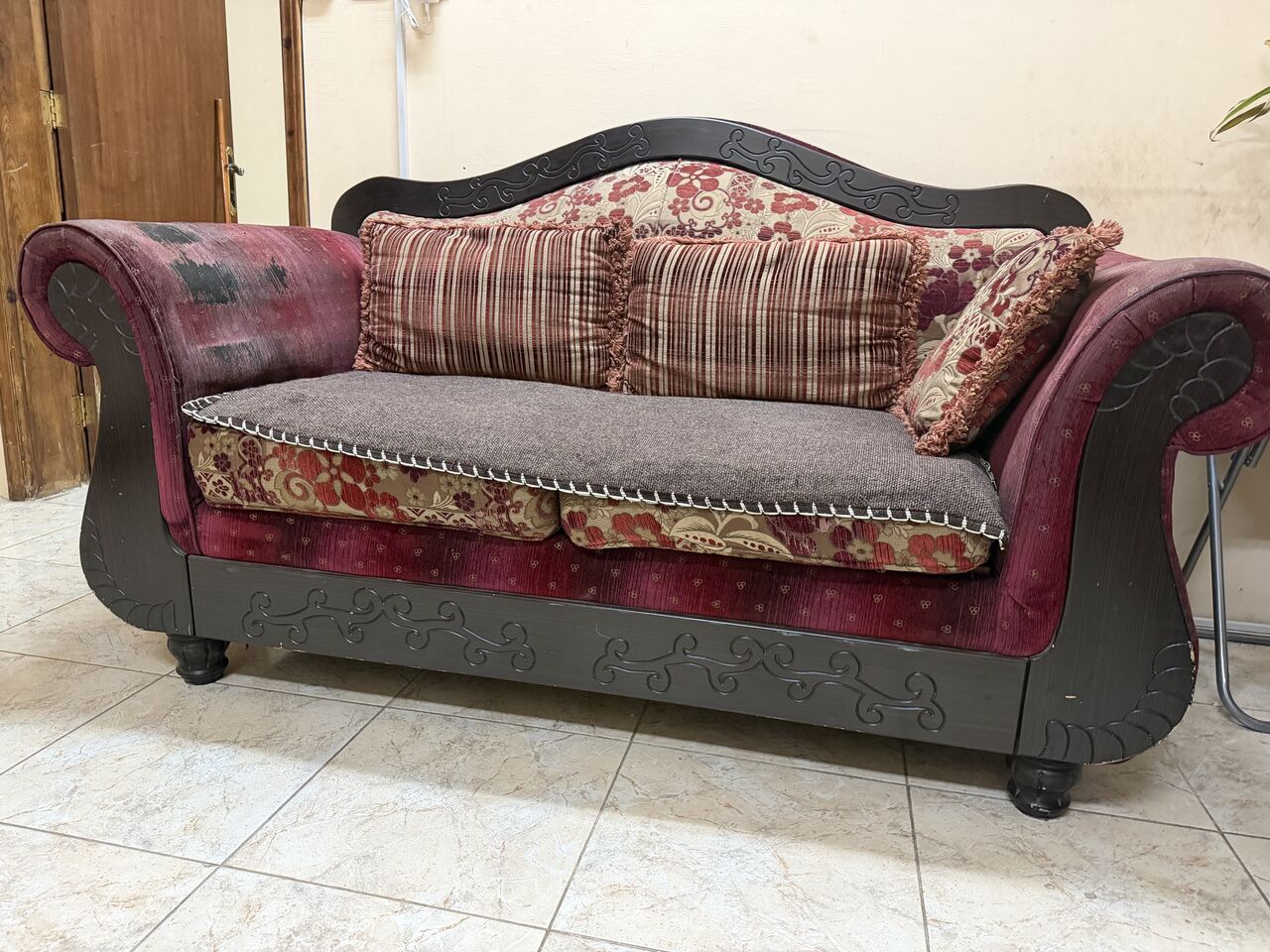 Jubail, Furniture, SAR 200,  Sofa Set For Sell
