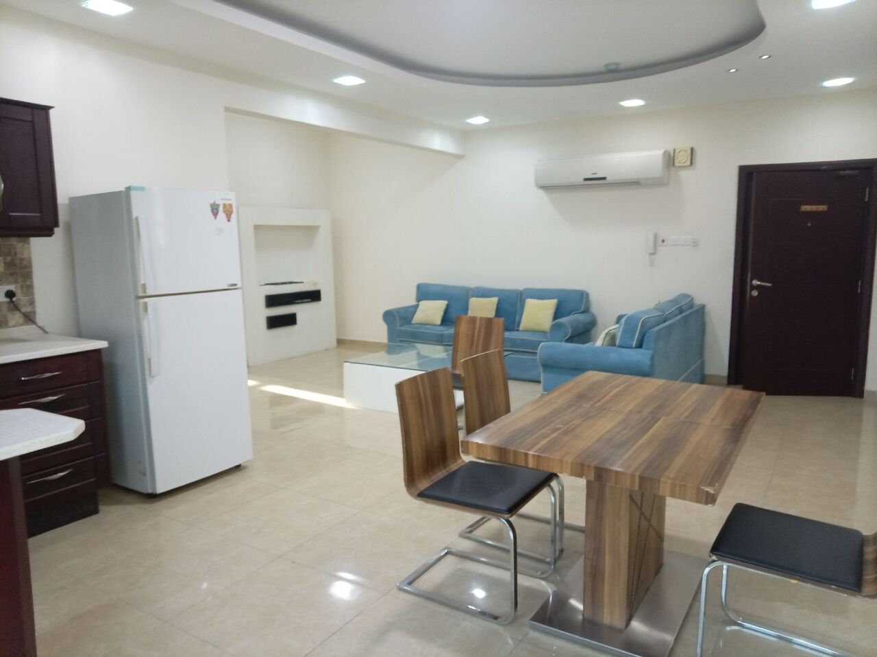 Salmaniya, Apartments, Flats, Houses & Villas, BHD 300/year,  2 BR,  Fully Furnished 2 Bedroom 2 Bathroom With Ewa Flat For Rent In : Salmaniya