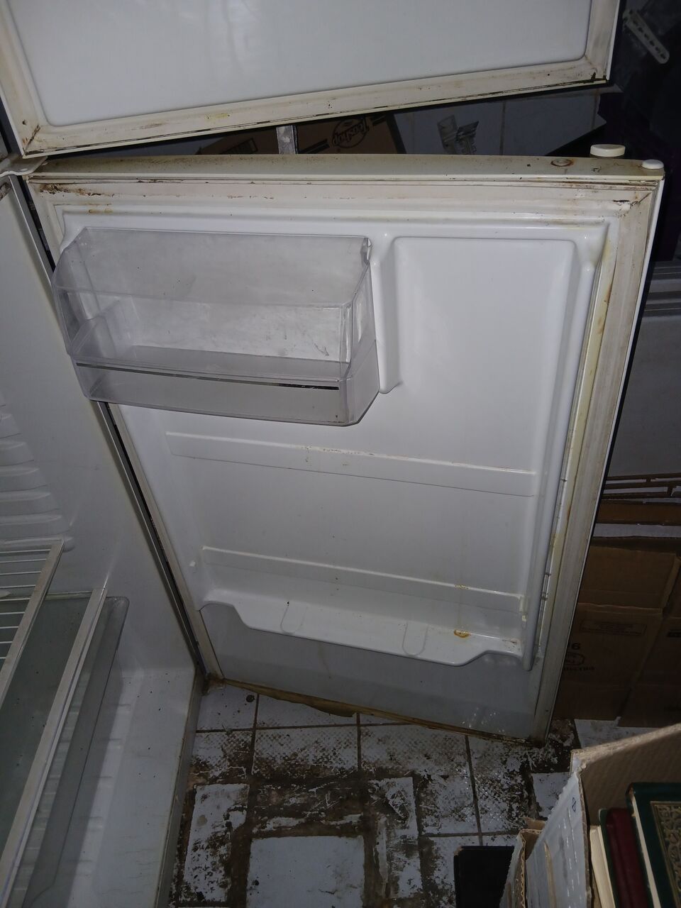 Jeddah, Electronics, SAR 570,  Fridge For Urgent Sale