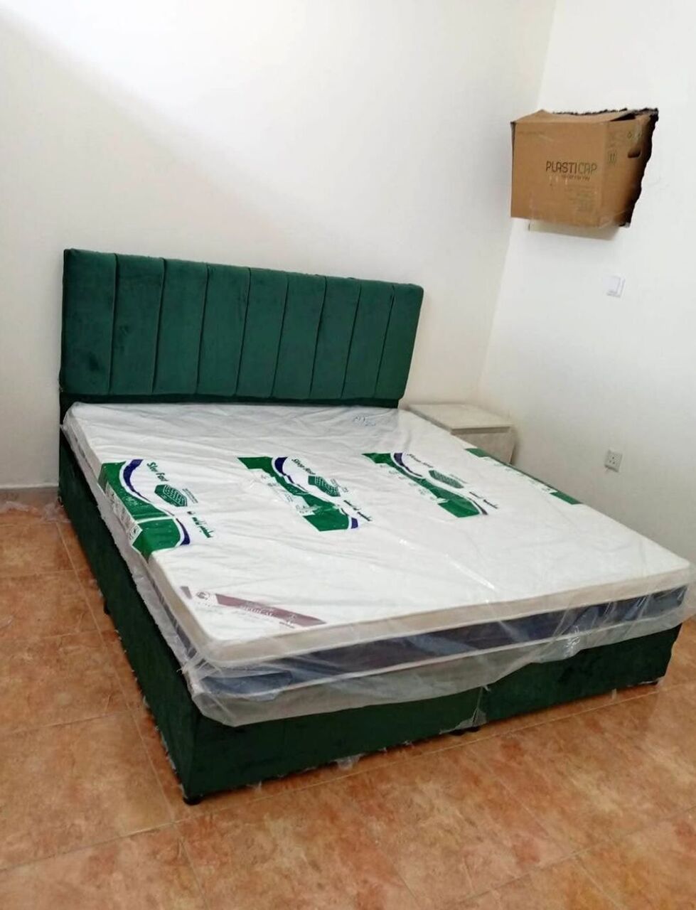 Al Safa, Furniture, SAR 1,  King Size Bed Brand New