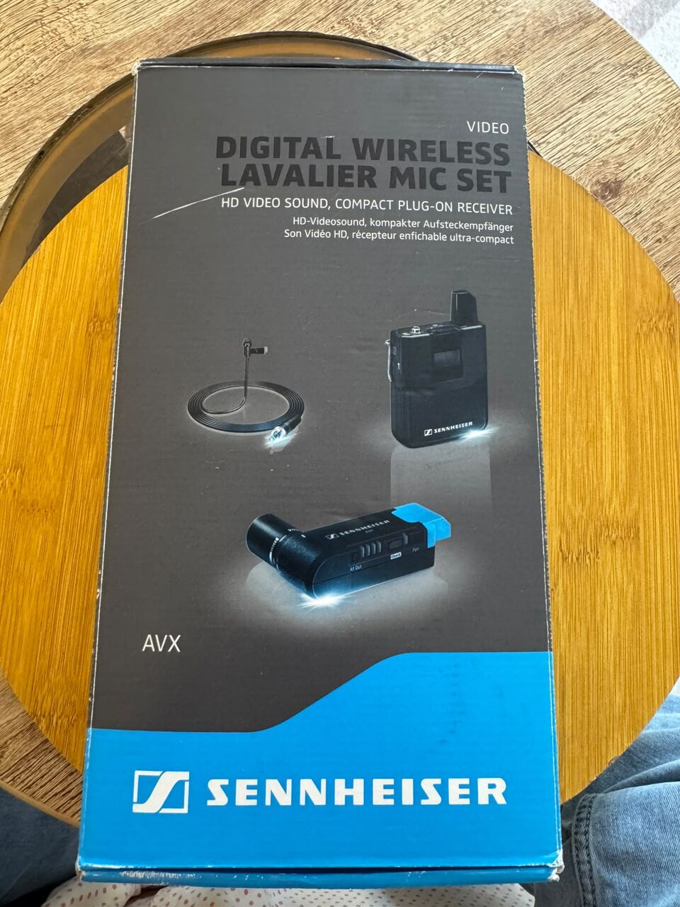 Riyadh, Photo & Video, SAR 2800,  🎙️ Sennheiser AVX-ME2 SET-3-UK — Professional Wireless Lavalier Microphone