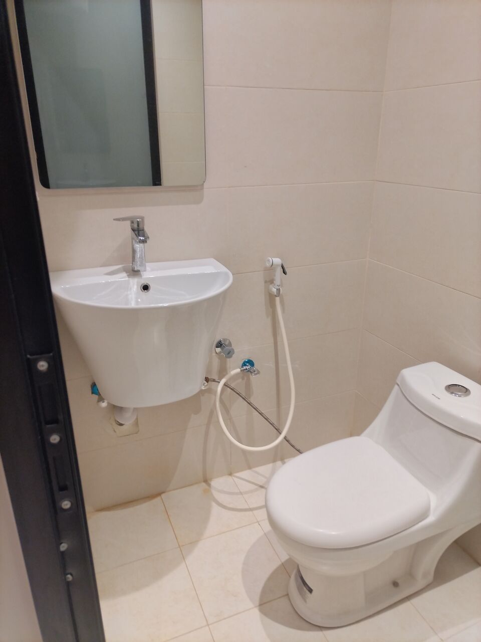 Khobar, Apartments, Flats, Houses & Villas, SAR 19000/year,  1 BR,  Family Apartment For Rent (1 Room, Hall, Bathroom, Kitchen, Hall, Air-Conditioned, Split F