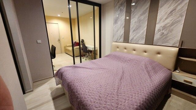 Bangkok, Villas, THB 26000,  35 Sq. Meter,  Life One Wireless Comfortable Private 21st Floor BTS PloenChit