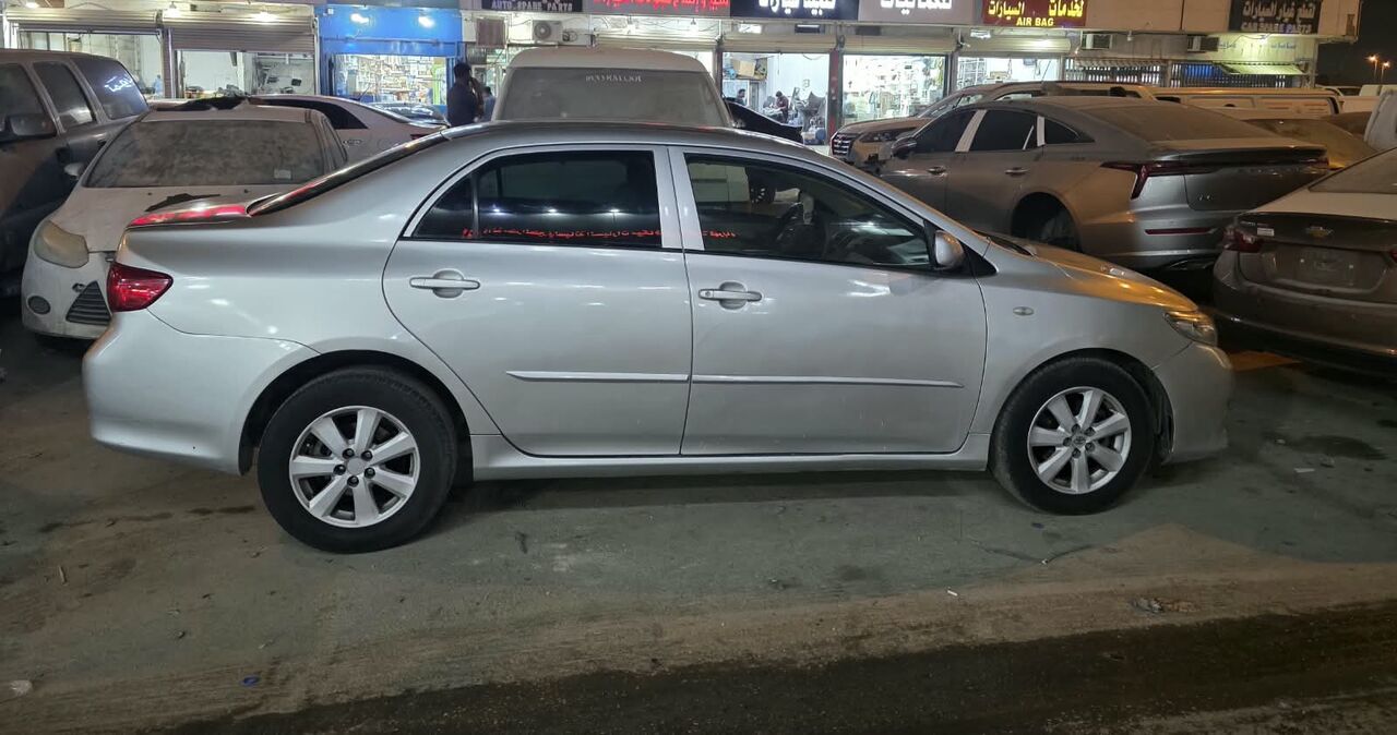 Riyadh, Vehicles, Cars & Trucks , SAR 14000,  Toyota Corolla 2009,  2009,  Manual,  650000 KM,   Model  For Sale
