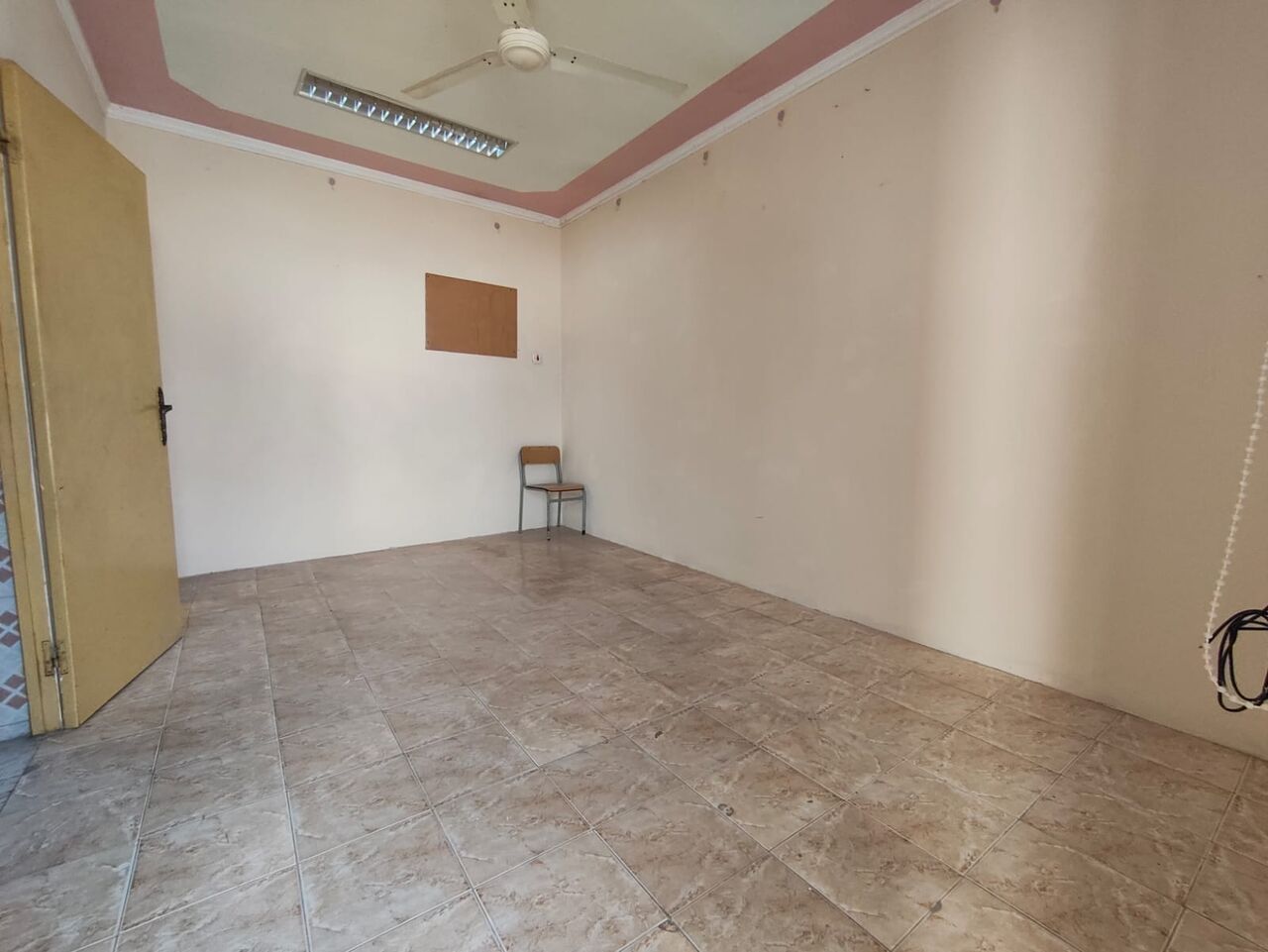 Manama, Apartments, Flats, Houses & Villas, BHD 130/year,  1 BR,  Tashan:- Rooftop Studio Flat On Rent With Unlimited Ewa..