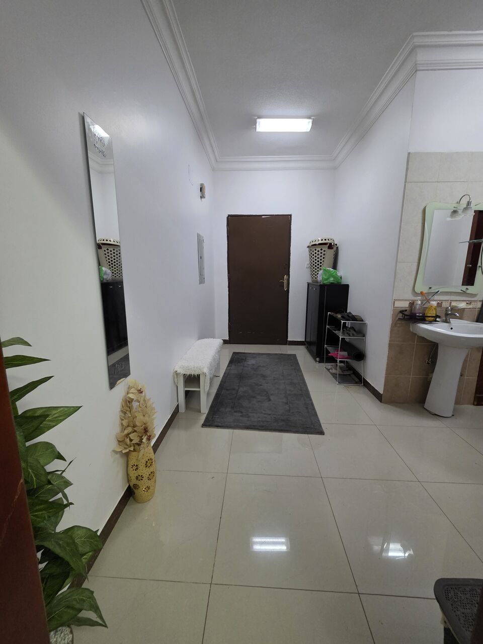 Al Yarmouk, Sublets, SAR 2000/month,  1 BR,  Furnished Private Portion/Room For Sublet &ndash; Riyadh