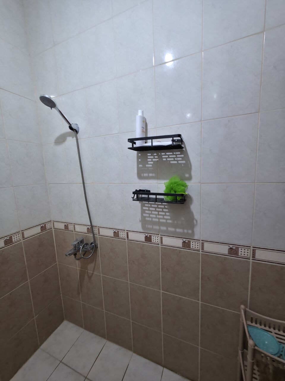 Al Yarmouk, Sublets, SAR 2000/month,  1 BR,  Furnished Private Portion/Room For Sublet &ndash; Riyadh