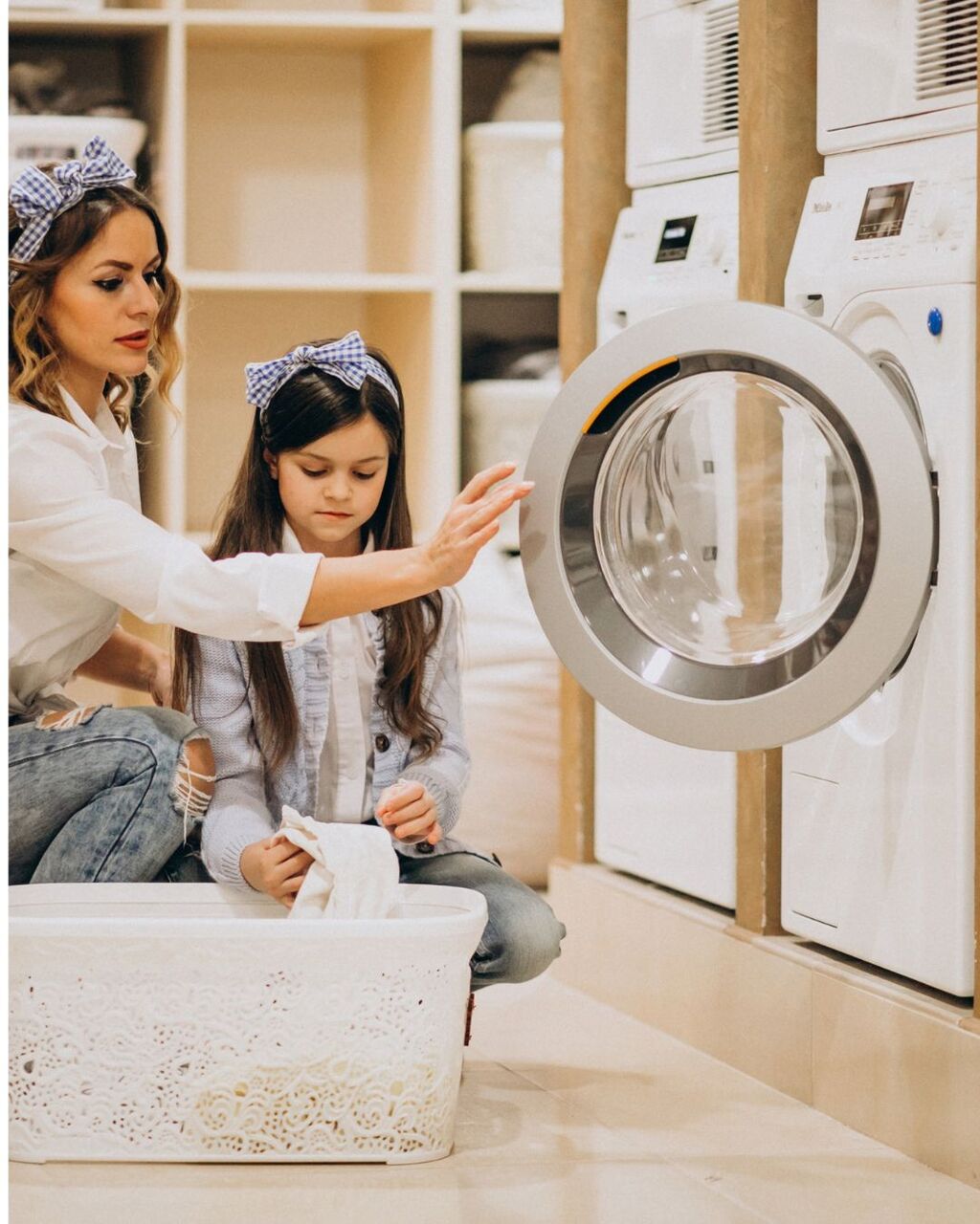 New York, Cleaning, Reliable Commercial Laundry Service In Des Plaines For Local Businesses