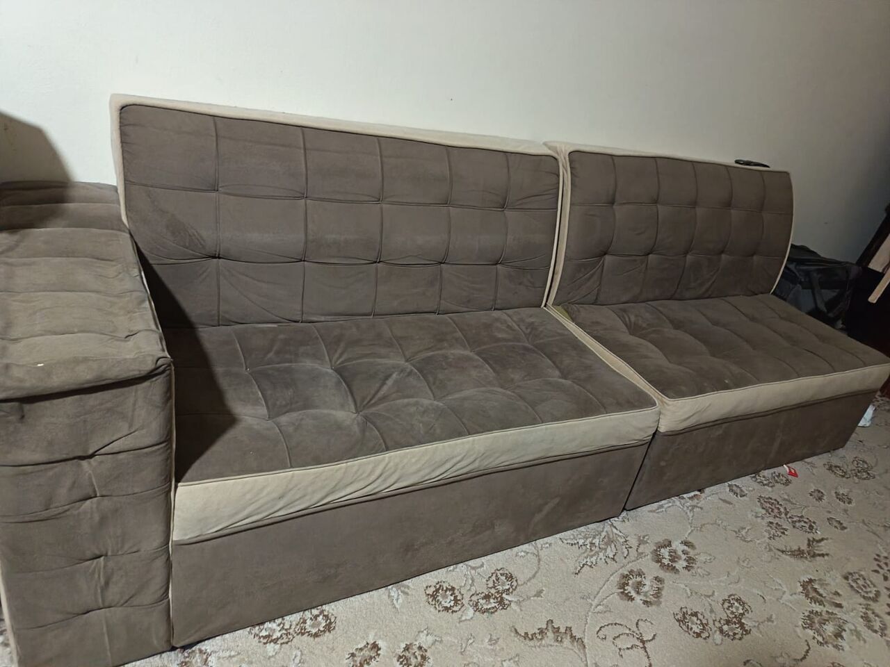 Al Khobar Al Shamalia, Furniture, SAR 500,  Sofa Set 4 Pieces , 2 Corners And Smal Side Tables. Price= 500 Sar