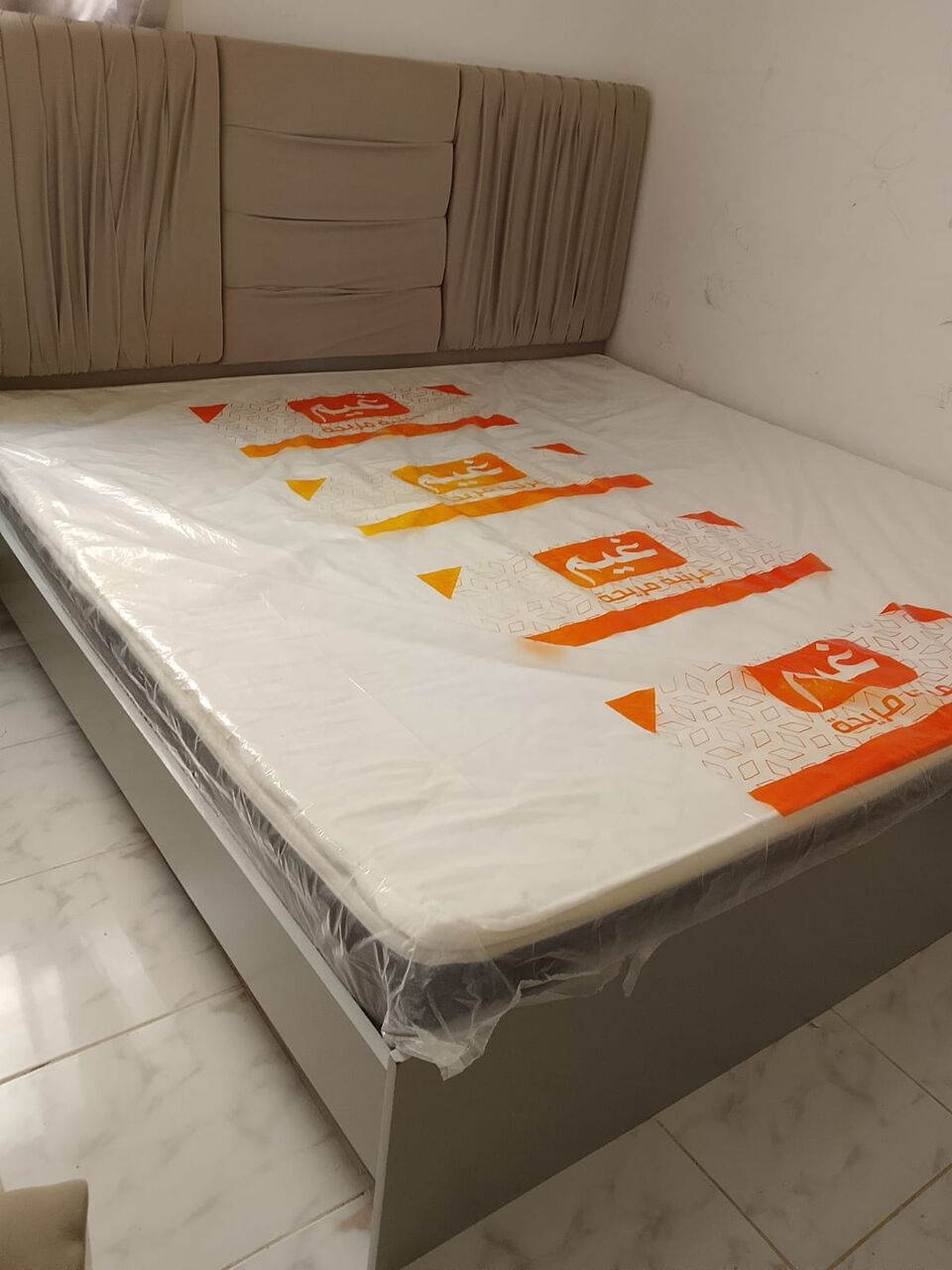 Riyadh, Household Items, SAR 1100,  Bed Set (Bed, Matress Dressing Table And Wadrobe)