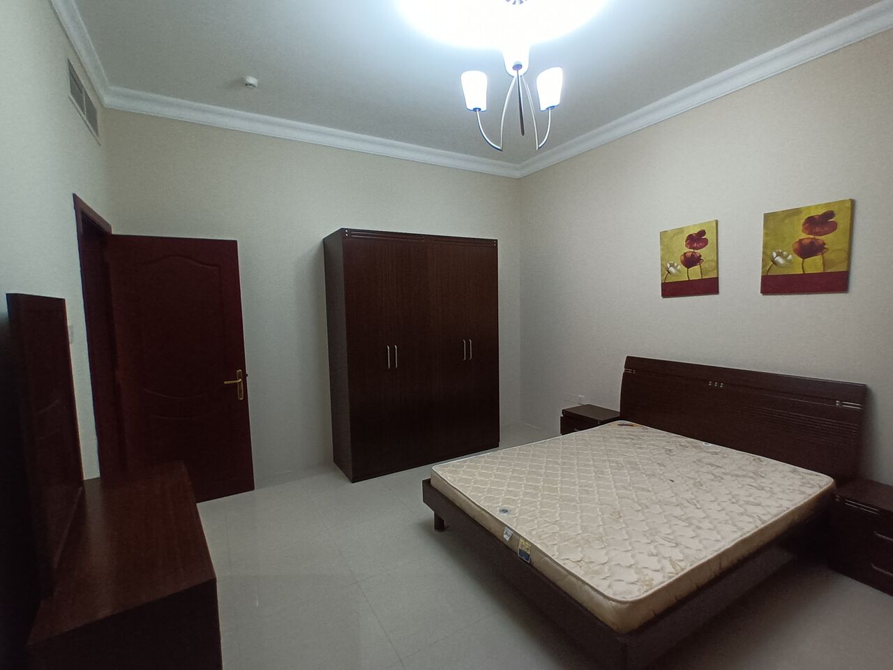 Manama, Apartments, Flats, Houses & Villas, BHD 350/month,  2 BR,  120 Sq. Meter,  Furnished 2 Bedroom Flat For Rent