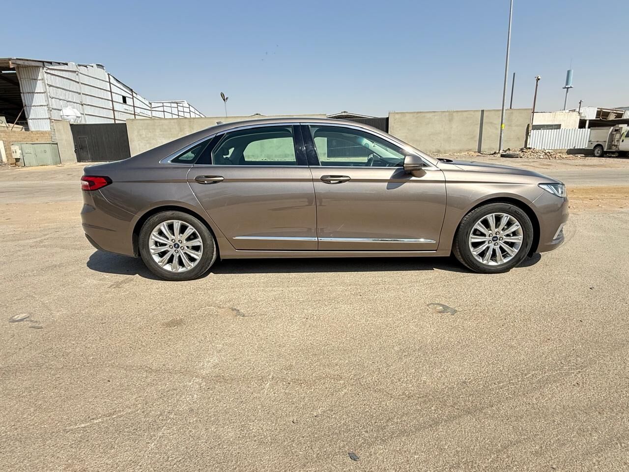 Riyadh, Vehicles, Cars & Trucks , SAR 11,  Ford Taurus,  2022,  Automatic,  49000 KM,  , , ,Good Condition Mid Option