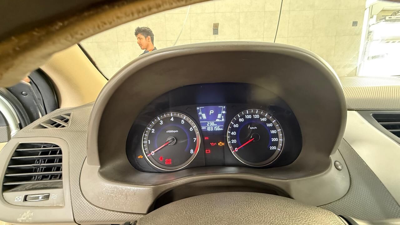 Madinah, Vehicles, Cars & Trucks , SAR 15000,  Hyundai Accent,  2012,  Automatic,  183200 KM,  Hyunadi Accent For Sale (  Model)