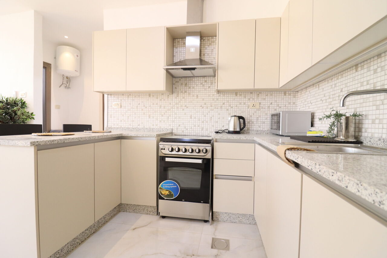 Jabal Al-Weibdeh, Apts/Flats Wanted, JOD 12000/year,  Furnished,  2 BR,  Beautiful Two-Bedroom Apartment In Jabal Al-Weibdeh 🏡✨