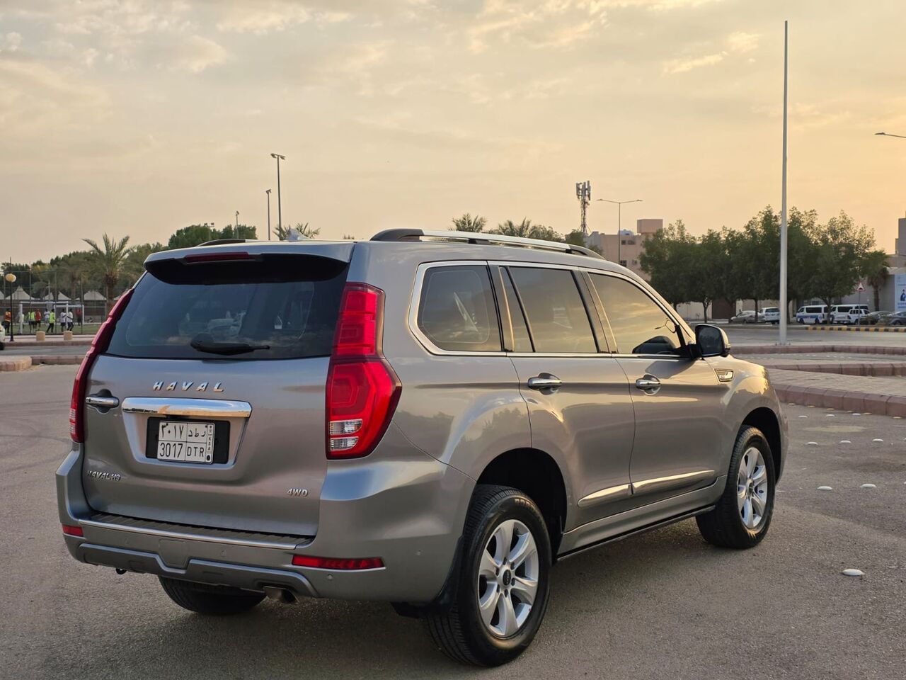 Riyadh, Vehicles, Cars & Trucks , SAR 65000,  Great Wall Haval H9 2023,  2023,  Automatic,  100000 KM,   Haval H9 Fully Loaded 7 Seat SUV