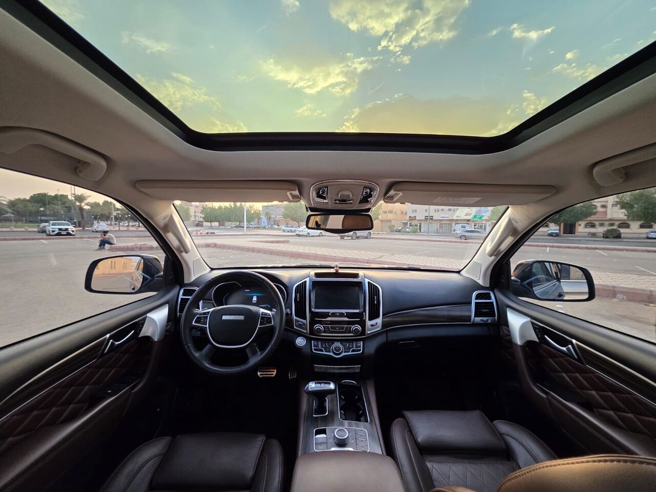 Riyadh, Vehicles, Cars & Trucks , SAR 65000,  Great Wall Haval H9 2023,  2023,  Automatic,  100000 KM,   Haval H9 Fully Loaded 7 Seat SUV