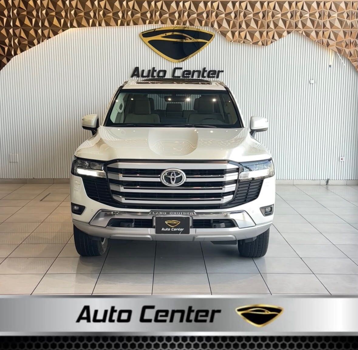 Riffa, Vehicles, Cars & Trucks , BHD 23900,  TOYOTA LAND CRUISER GXR V6 4.0 WHITE,  2024,  Automatic,  77000 KM,