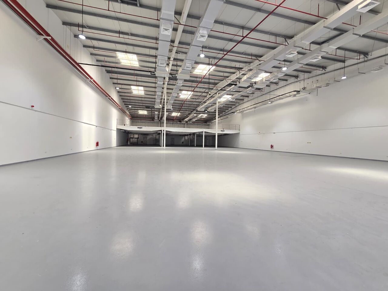 Hidd, Warehouses, BHD 6750,  1350 Sq. Meter,  Warehouse For Rent In Hidd With Facilities