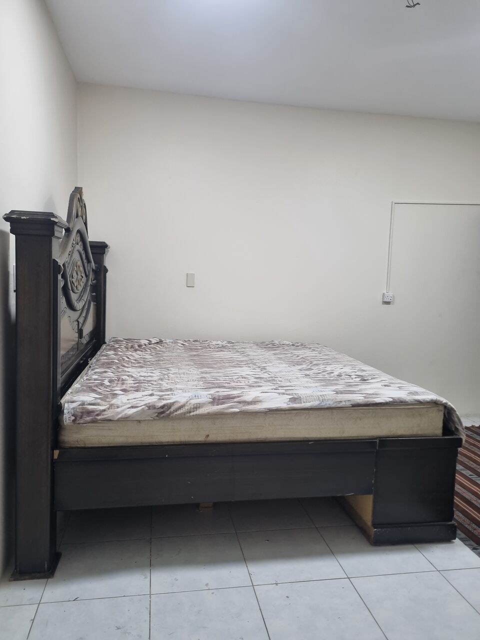 Riyadh, Household Items, SAR 200,  KING SIZE BED FRAME WITH 6 INCH MATTRESS