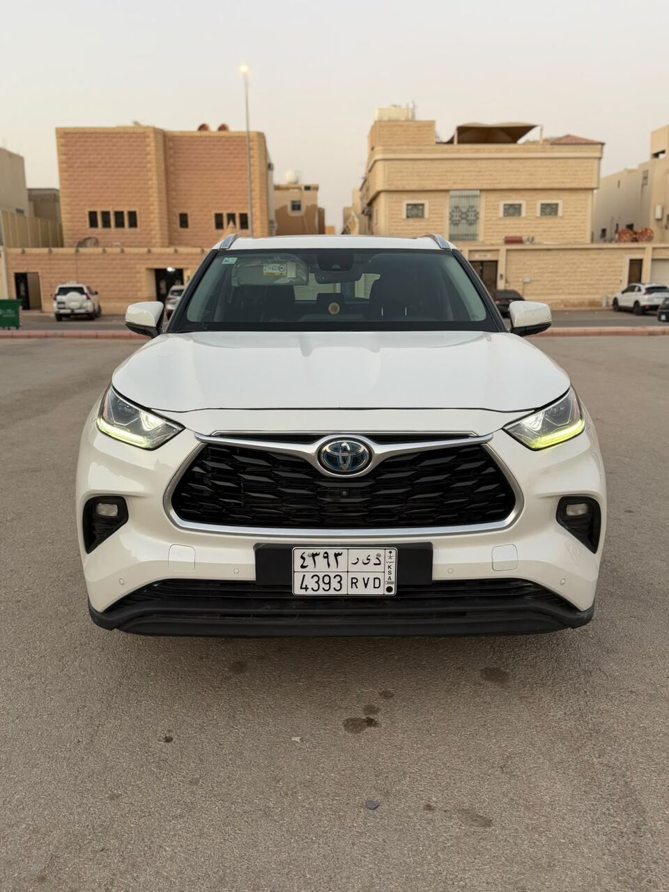 Riyadh, Vehicles, Cars & Trucks , SAR 110000,  TOYOTA HIGHLANDER,  2021,  Automatic,  120 KM,  LIMITED FULL OPTION B
