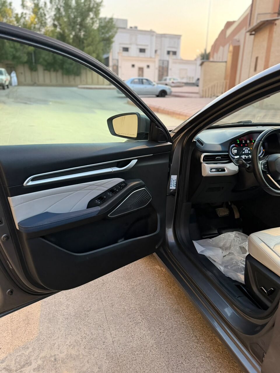 Riyadh, Vehicles, Cars & Trucks , SAR 34000,  GEELY EMGRAND,  2024,  Automatic,  70000 KM,  NEAT AND CLEAN 2