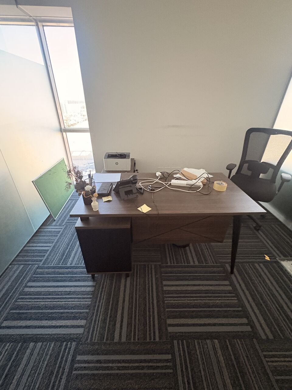 Hidd, Furniture, Office Furniture For Sale- Excellent Condition ( Like New ) Without Any Scratches