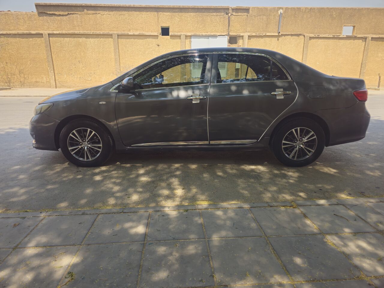 Al Shemaysi, Vehicles, Cars & Trucks , SAR 20000,  Toyota Corolla,  2010,  Automatic,  290000 KM,   FOR SALE