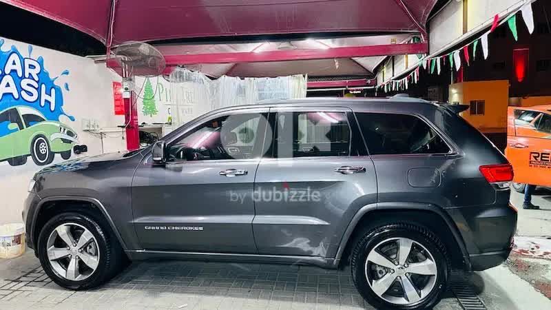 Juffair, Vehicles, Cars & Trucks , BHD 5100,  Jeep Grand Cherokee Overland 5.7 Hemi V8 Full Option Passing May 2027,  2015,  Automatic,  200000 KM,