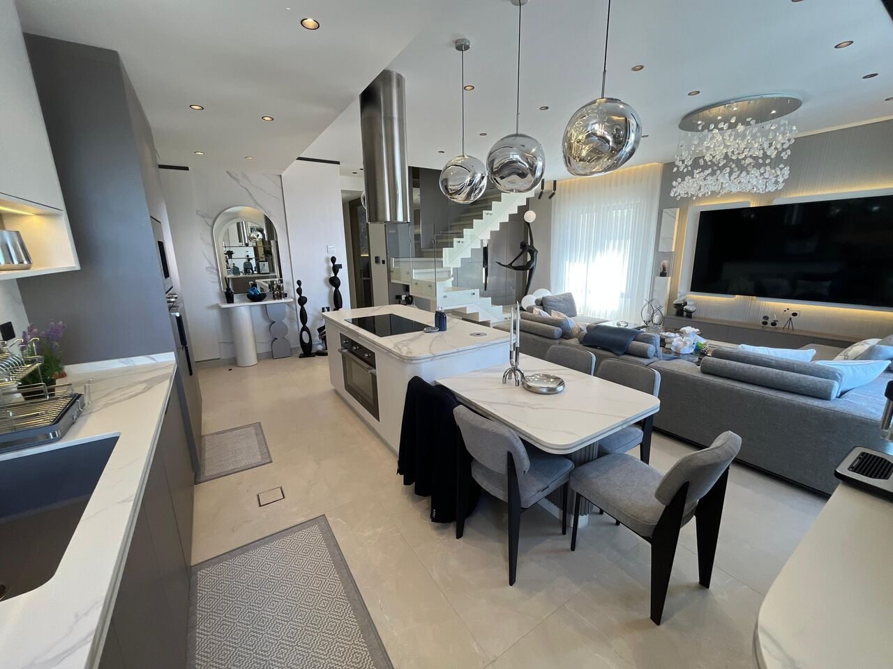 Abdoun, Apartments, Flats, Houses & Villas, JOD 50000/year,  Furnished,  3 BR,  220 Sq. Meter,  Duplex Apartment For Rent