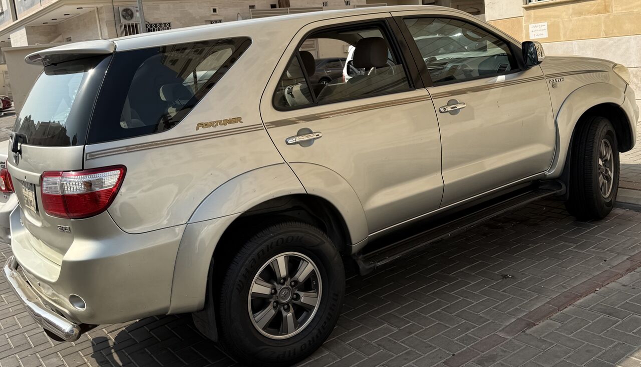 Jeddah, Vehicles, Cars & Trucks , SAR 40000,  TOYOTA FORTUNER,  2009,  Automatic,  342000 KM,    GX2 4x2 &ndash; Excellent Condition
