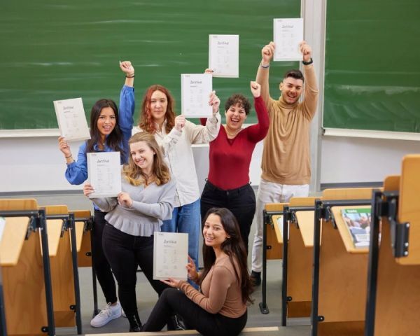 Berlin, Lessons Offered, C1 German Language Course In Germany At Sprachschule Unter Der Eiche
