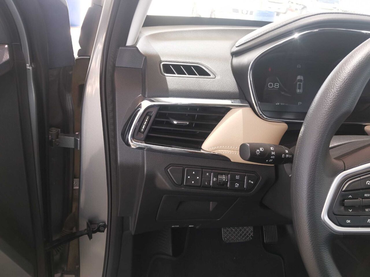 Jeddah, Vehicles, Cars & Trucks , SAR 69000,  Chevrolet Captiva,  2026,  Automatic,  8726 KM,   Premier