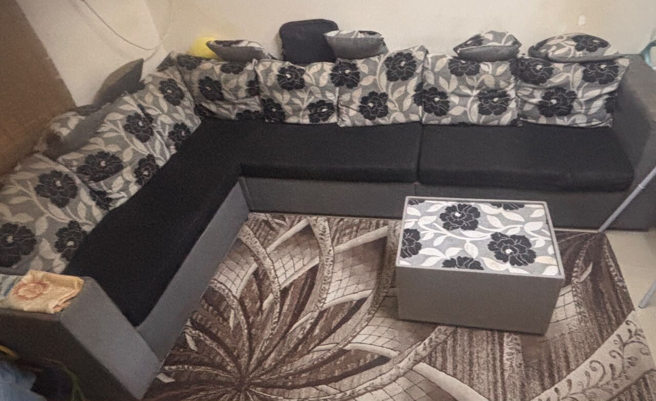 Manama, Appliances, BHD 35,  8 Seat Sofa For Sale