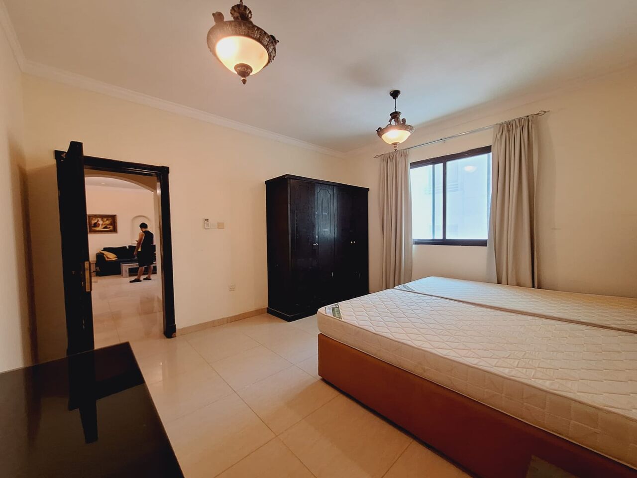 Juffair, Apartments, Flats, Houses & Villas, BHD 280/month,  Furnished,  2 BR,  140 Sq. Meter,  2bhk|balcony|closed Kitchen|gym,pool,wifi| JUFFAIR