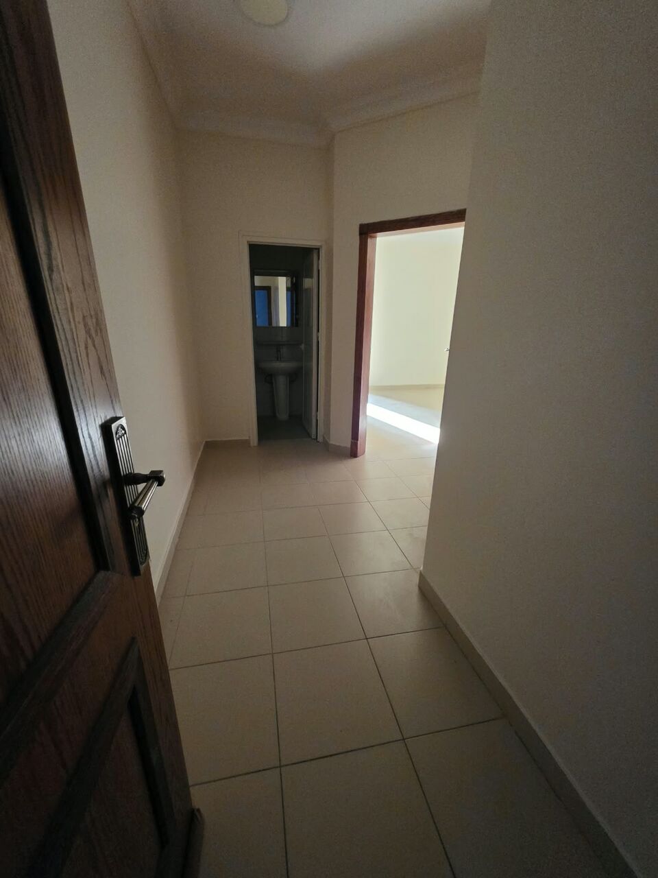 Khobar, Apartments, Flats, Houses & Villas, SAR 27600/year,  3 BR,  3 Bedrooms, A Hall, 2 Bathrooms, A Kitchen,with Air Conditioners And Elevator,available