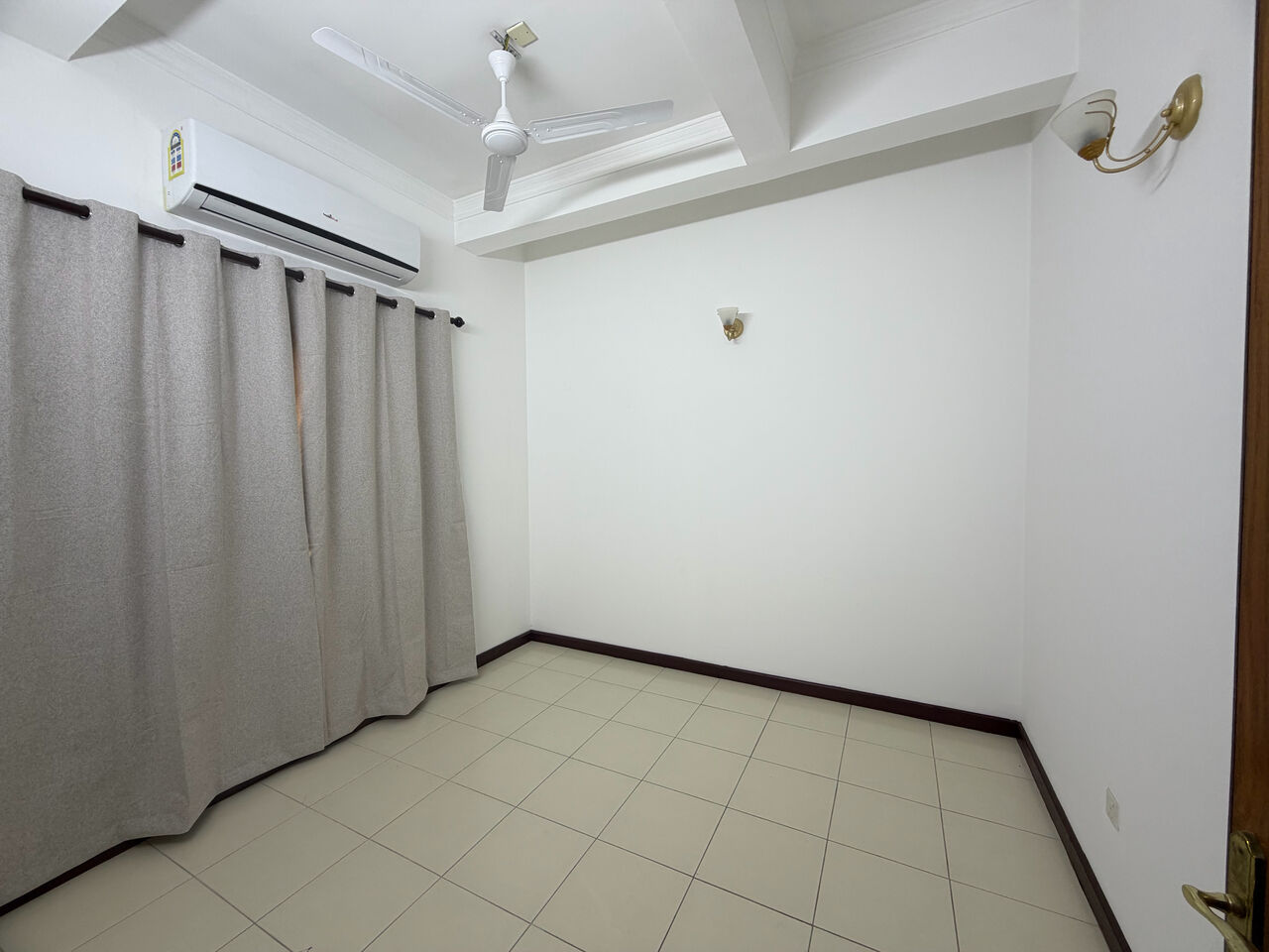 Adliya, Apartments, Flats, Houses & Villas, BHD 260/month,  2 BR,  2 Bedroom Flat For Rent With Ewa