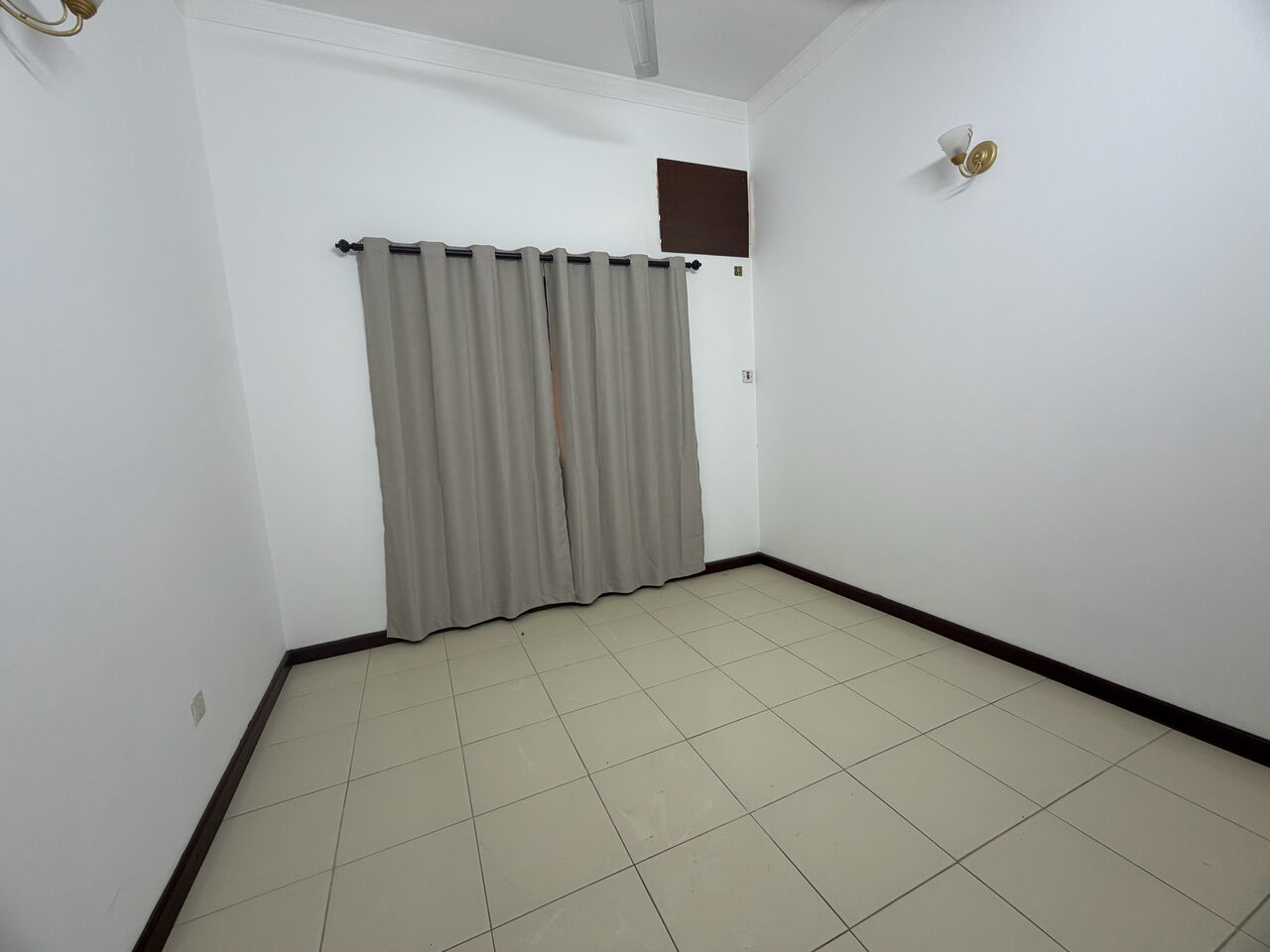 Adliya, Apartments, Flats, Houses & Villas, BHD 260/month,  2 BR,  2 Bedroom Flat For Rent With Ewa
