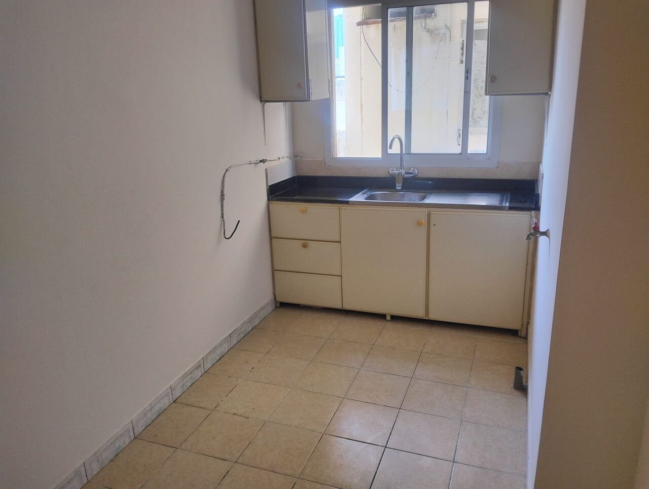 Manama, Apartments, Flats, Houses & Villas, BHD 110/month,  1 BR,  100 Sq. Meter,  1 Bedroom Flat For Rent In Manama