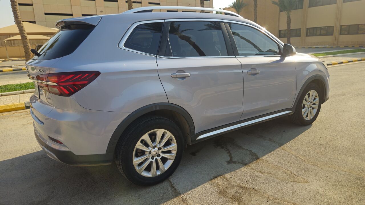 Riyadh, Vehicles, Cars & Trucks , SAR 37000,  MG RX5,  2022,  Automatic,  90000 KM,