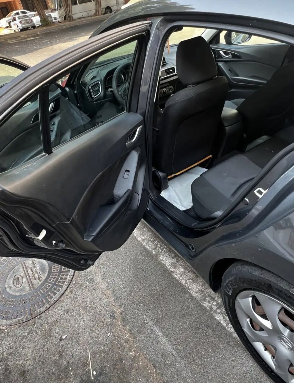 Jeddah, Vehicles, Cars & Trucks , SAR 24000,  Mazda 3,  2016,  Automatic,  194000 KM,